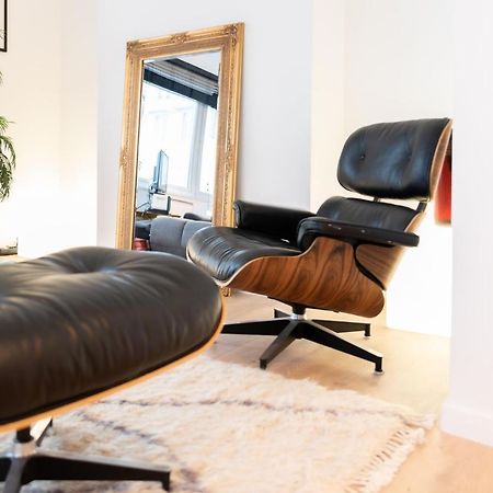 Modern Luxury Apartment With Free Parking Space In The City Center, Close To The Beach Oostende Bagian luar foto