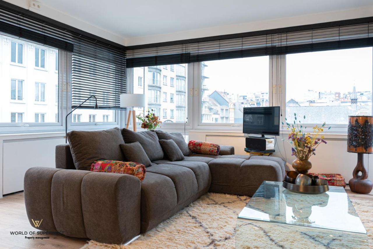 Modern Luxury Apartment With Free Parking Space In The City Center, Close To The Beach Oostende Bagian luar foto